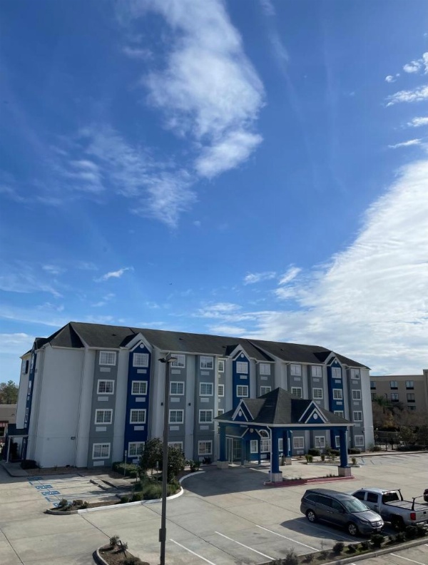 Microtel Inn & Suites by Wyndham Baton Rouge Airport image 10