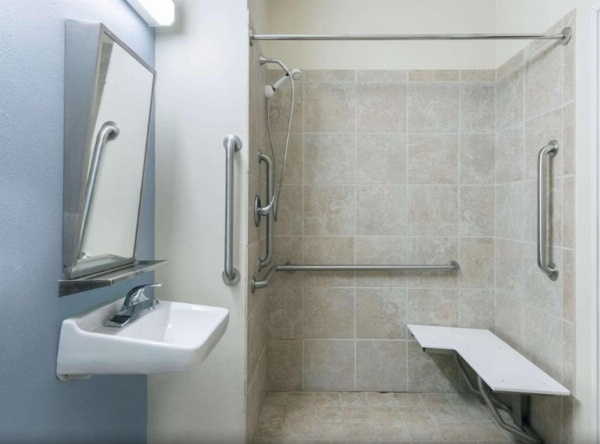 Microtel Inn & Suites by Wyndham Baton Rouge Airport image 8